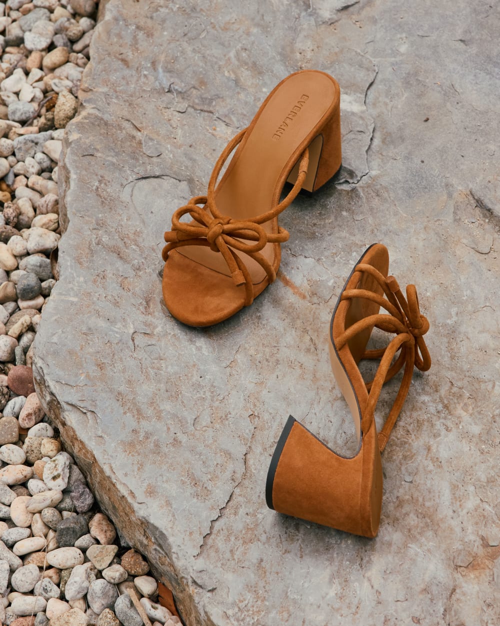 The Bow Heel | Canyon Brown Suede