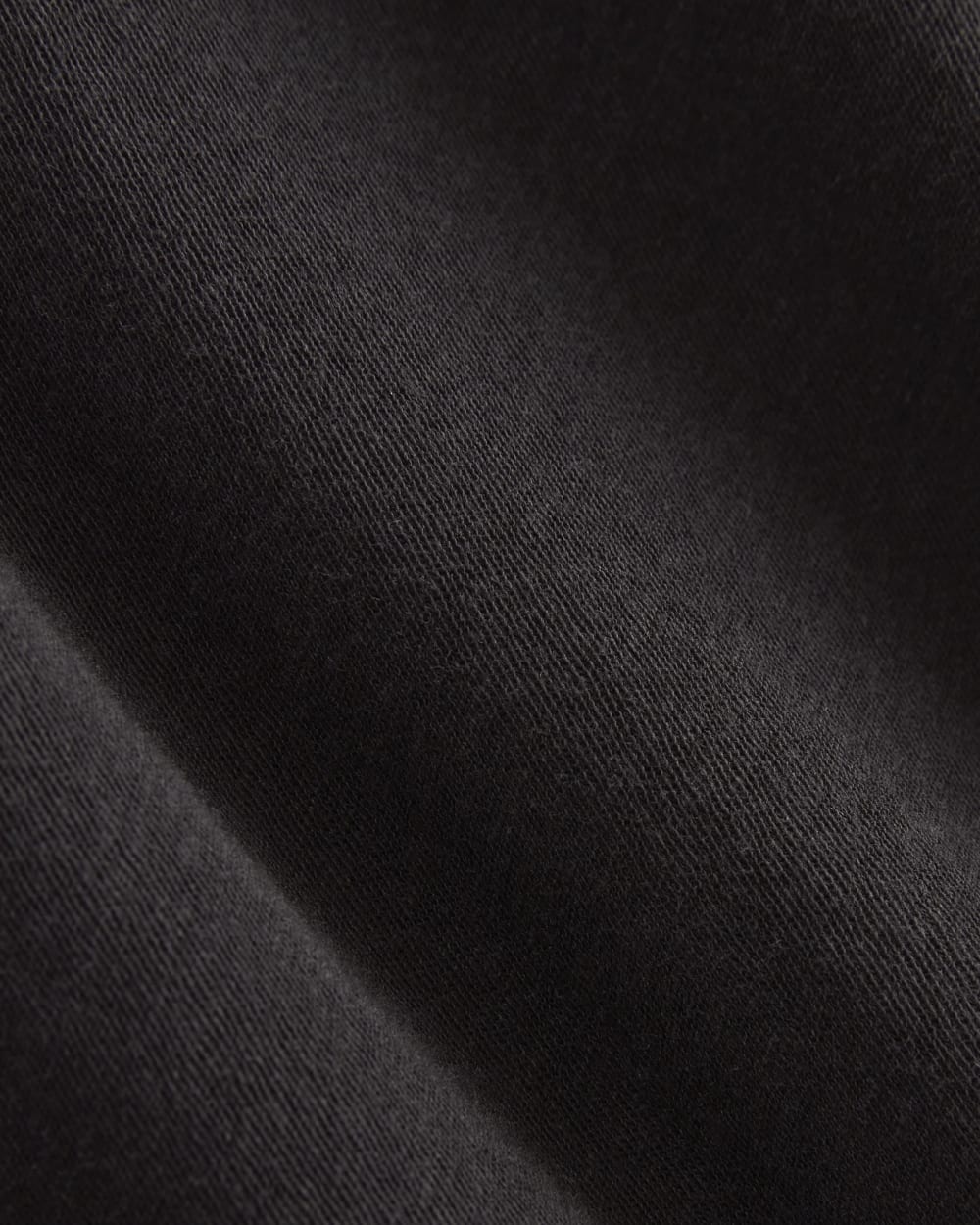 The Air V-Neck Henley | Black