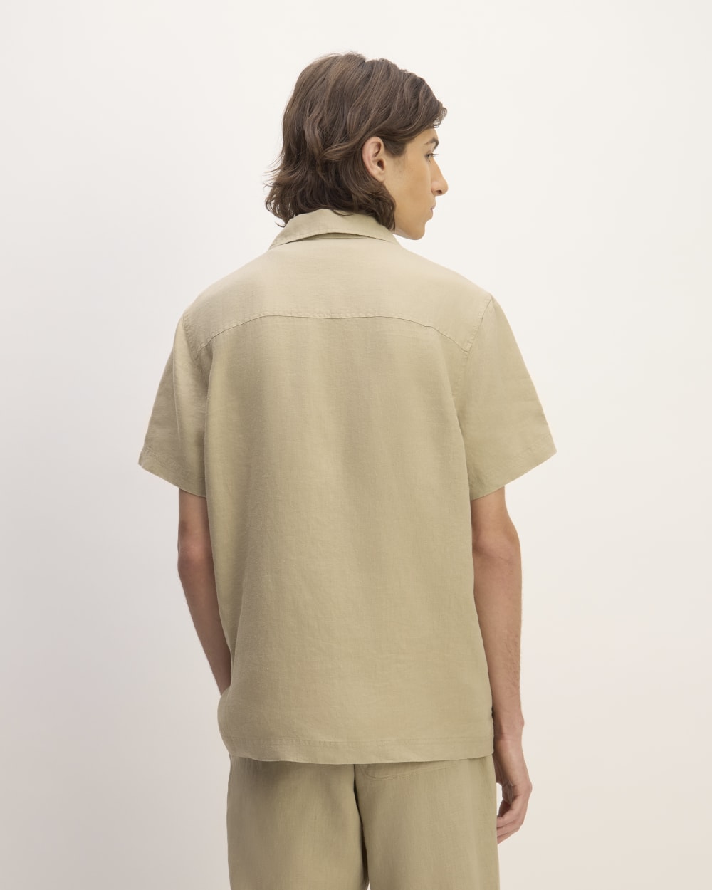 The Resort Shirt in Linen | Trench Coat Khaki