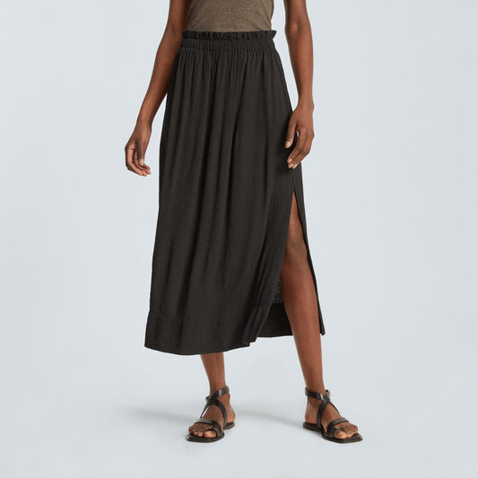 The Naia™ Ripple Skirt | Black
