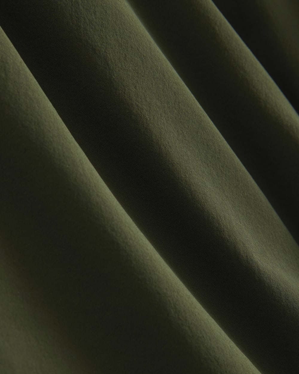 Transit Recycled Nylon Jogger | Dark Forest