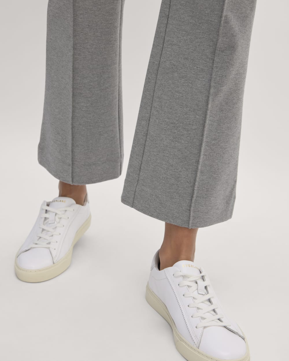 The Dream Kick Flare Pant | Mid Heather Grey