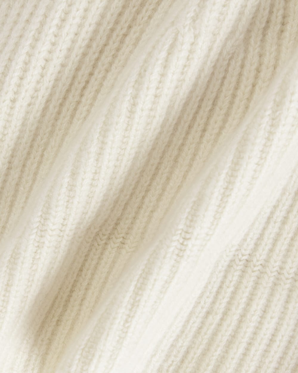 The Cashmere Fine Rib Beanie | Bone