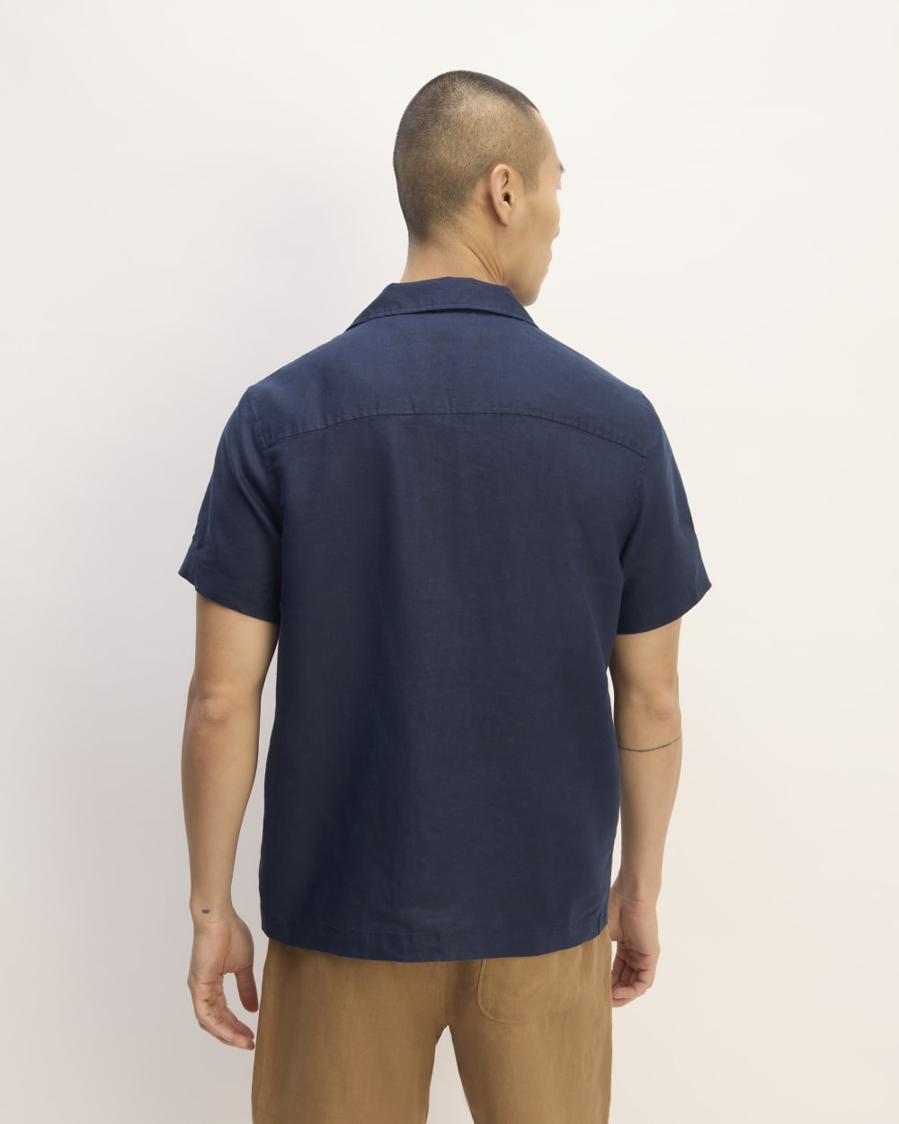 The Resort Shirt in Linen | Navy