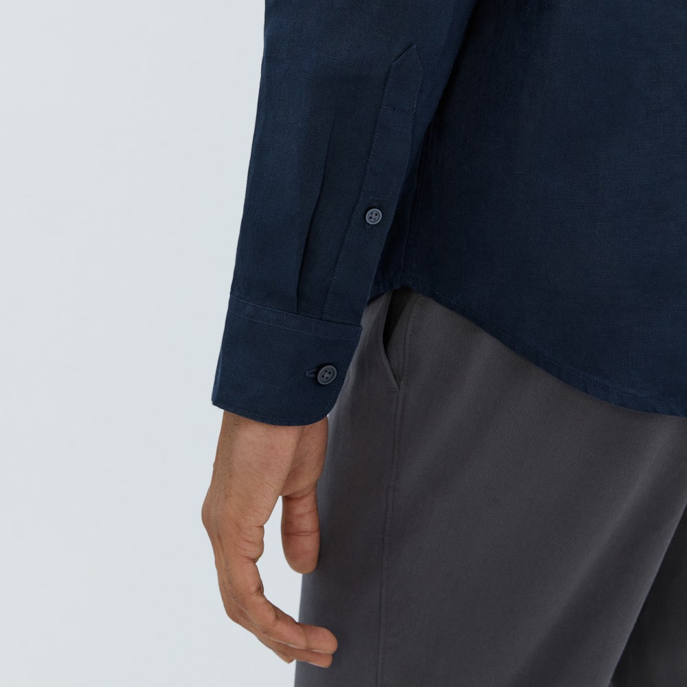 The Classic Shirt in Linen | Deep Navy