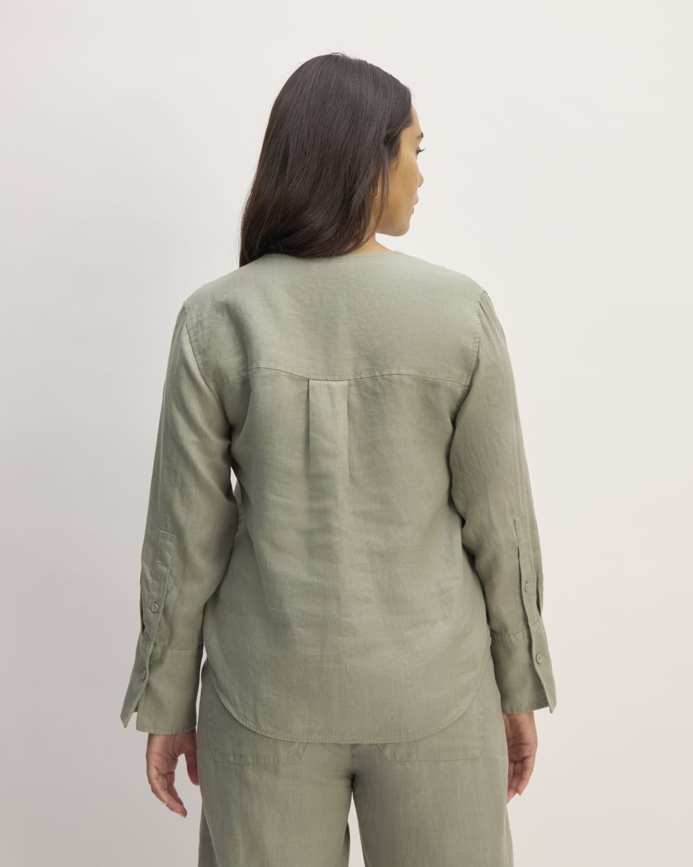 The Popover Shirt in Linen | Sage Green