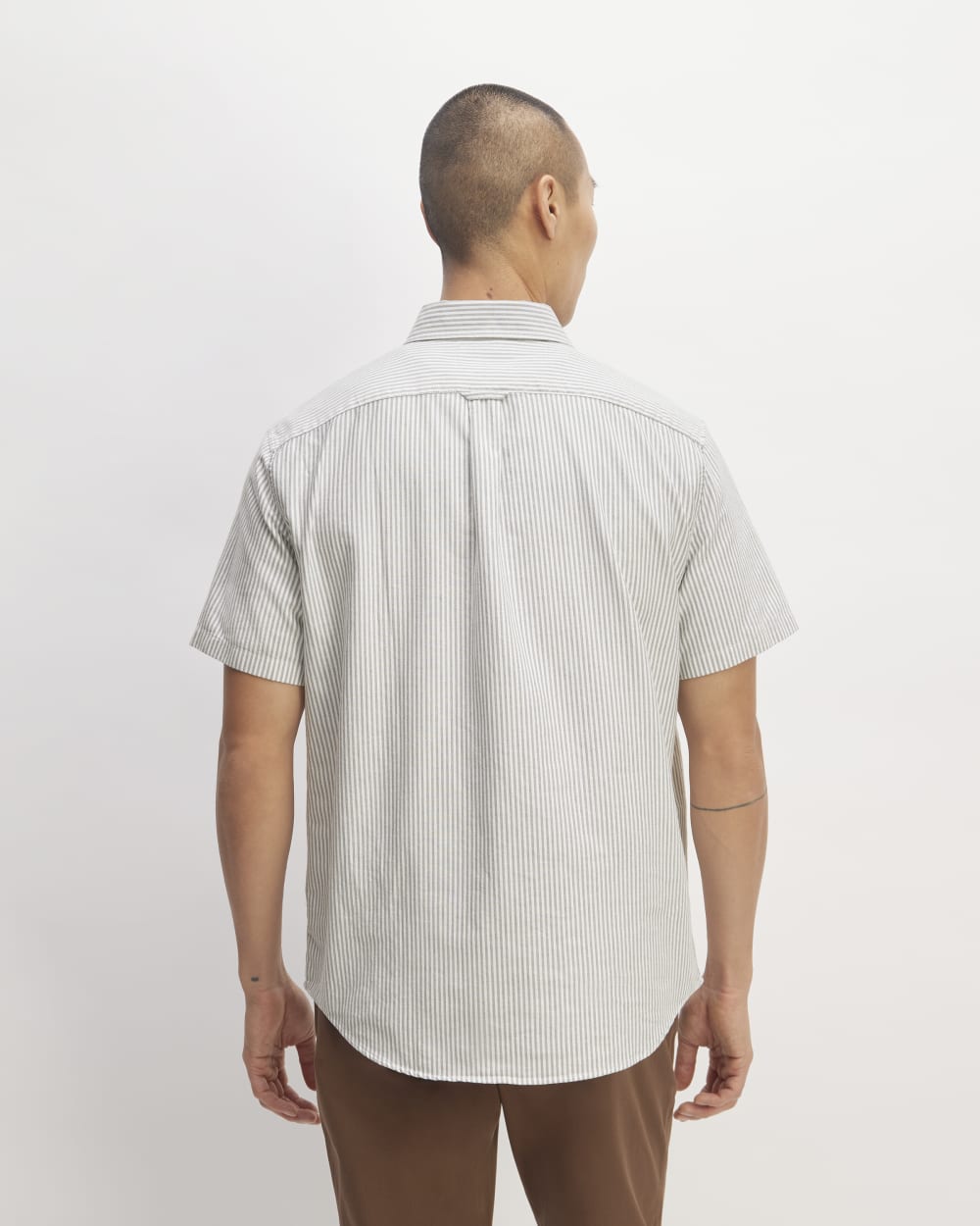 The Organic Short Sleeve Oxford Shirt | Charcoal / White