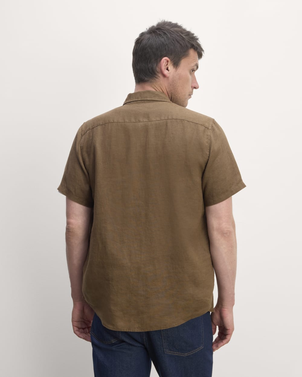 The Classic Short-Sleeve Shirt in Linen | Cocoa