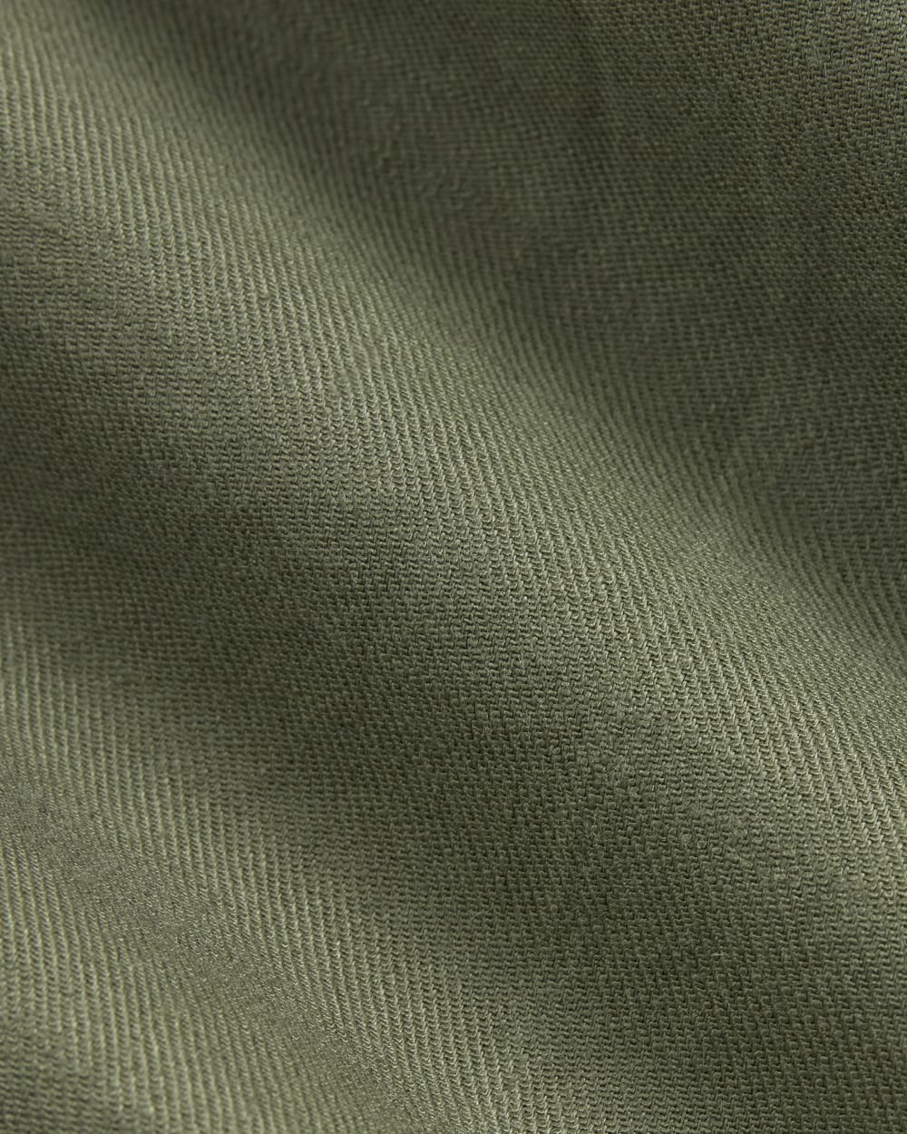 The Pleated Short in Stretch Linen | Lichen Green