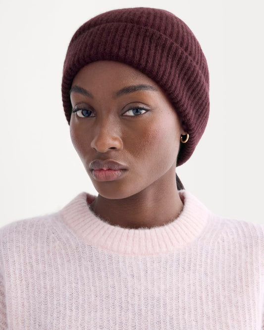 The Cashmere Ribbed Beanie | Wine