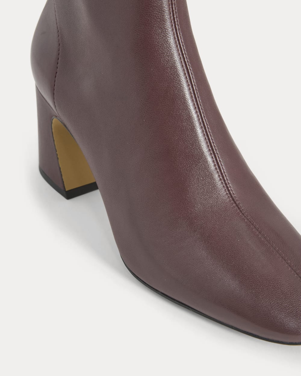 Leather Curved-Heel Boot | Burgundy