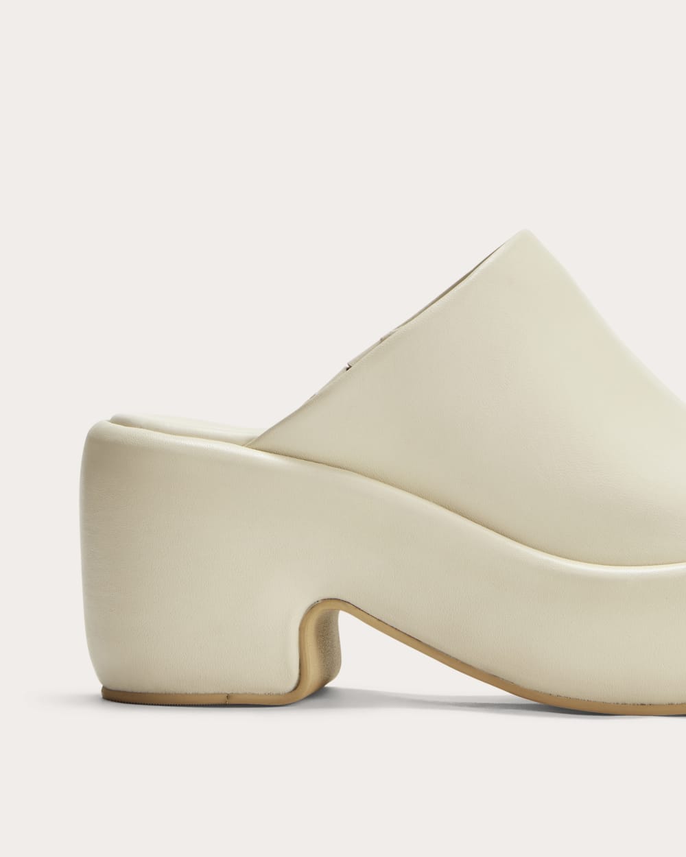 The Puffa Clog | Parchment