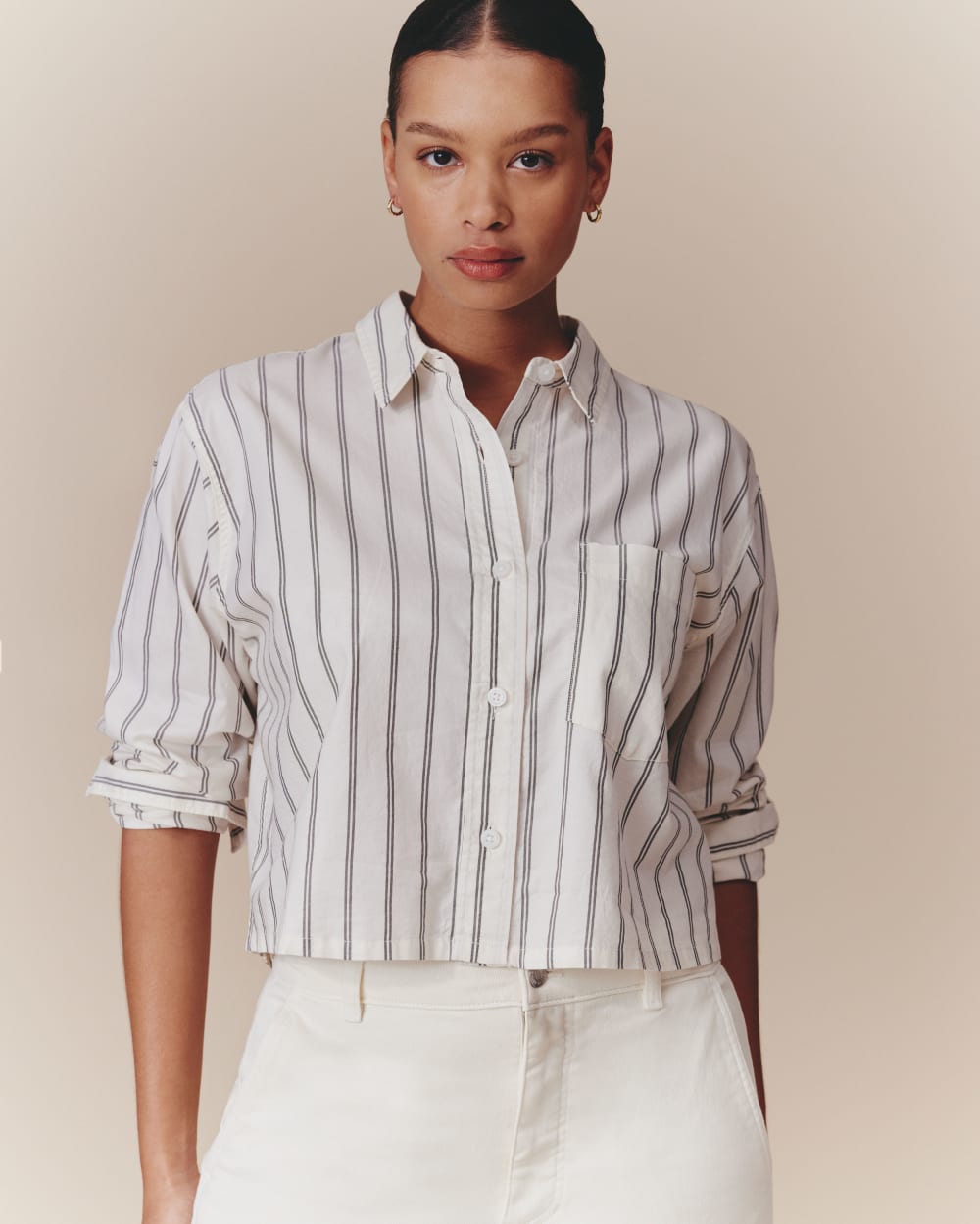 The Way-Short Shirt in Silky Cotton | Bone / Black