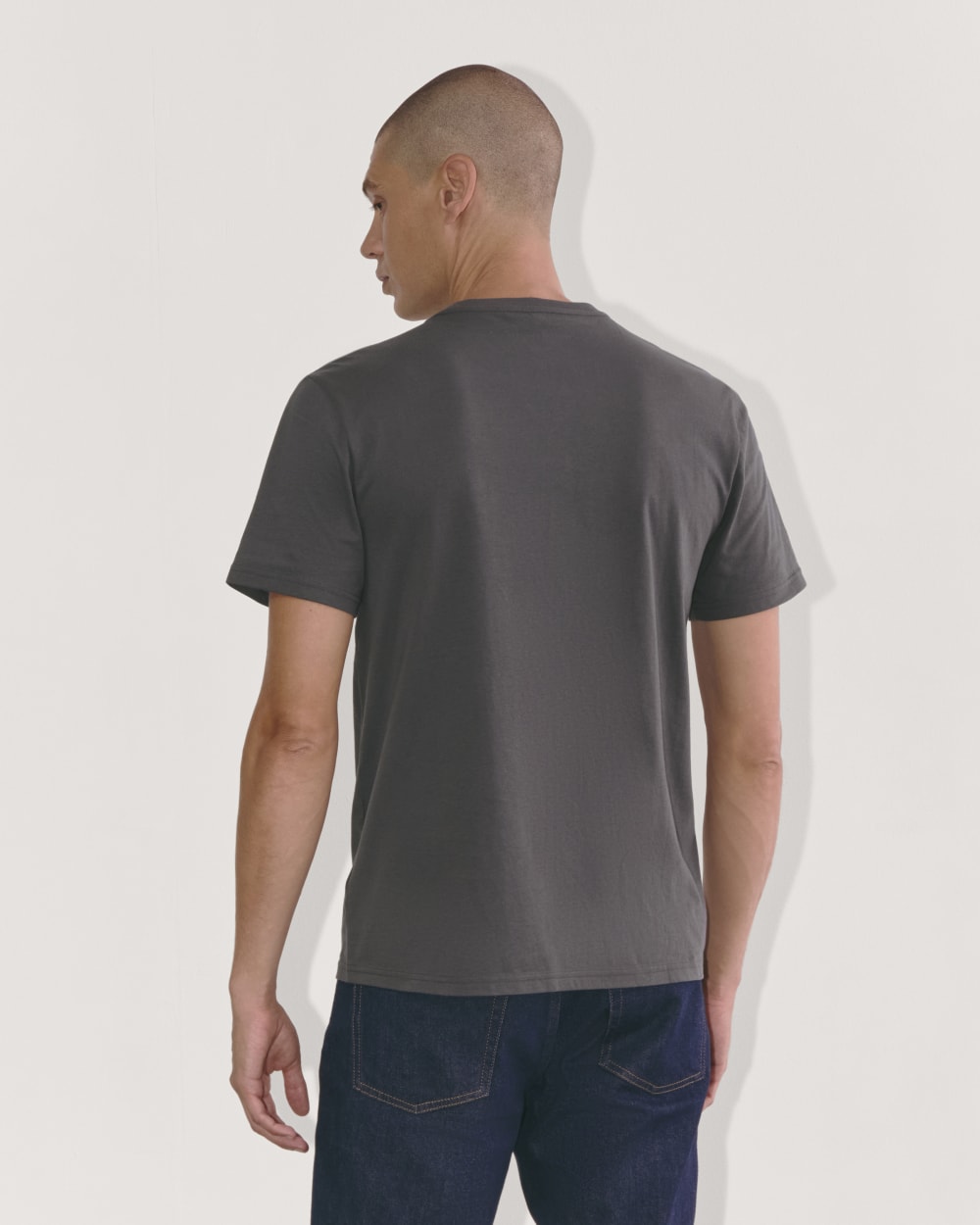 The Essential Organic V-Neck Tee | Graphite