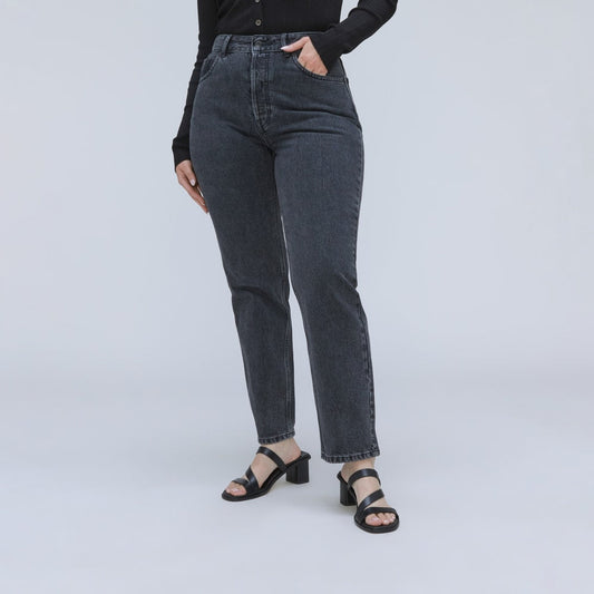 The '90s Cheeky Hourglass Jean | Washed Black | 28.5 Inseam