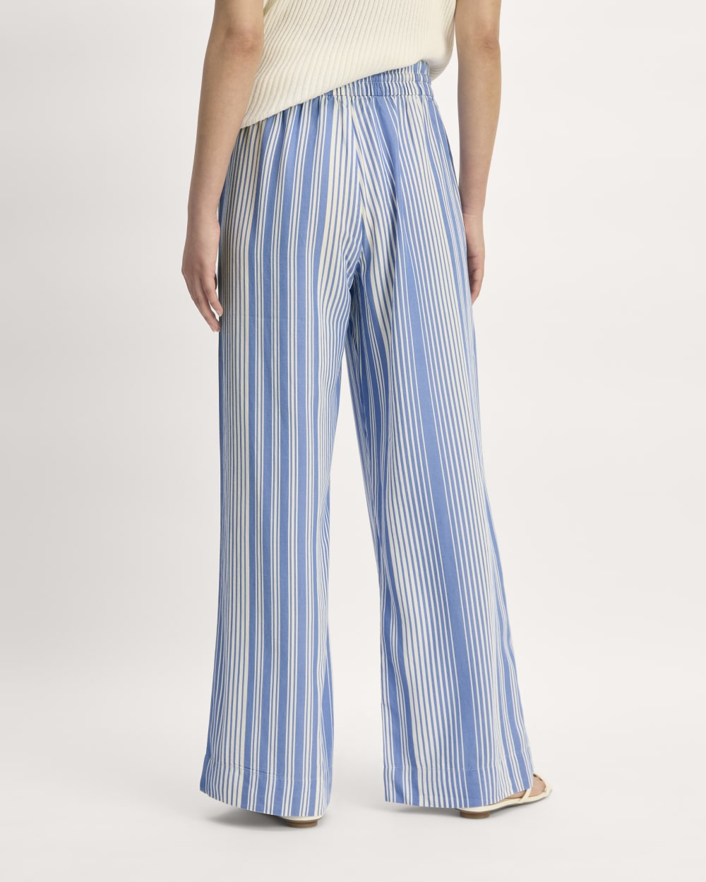 The Wide-Leg Pant in Butterlite | Granada Sky Blue / Bone