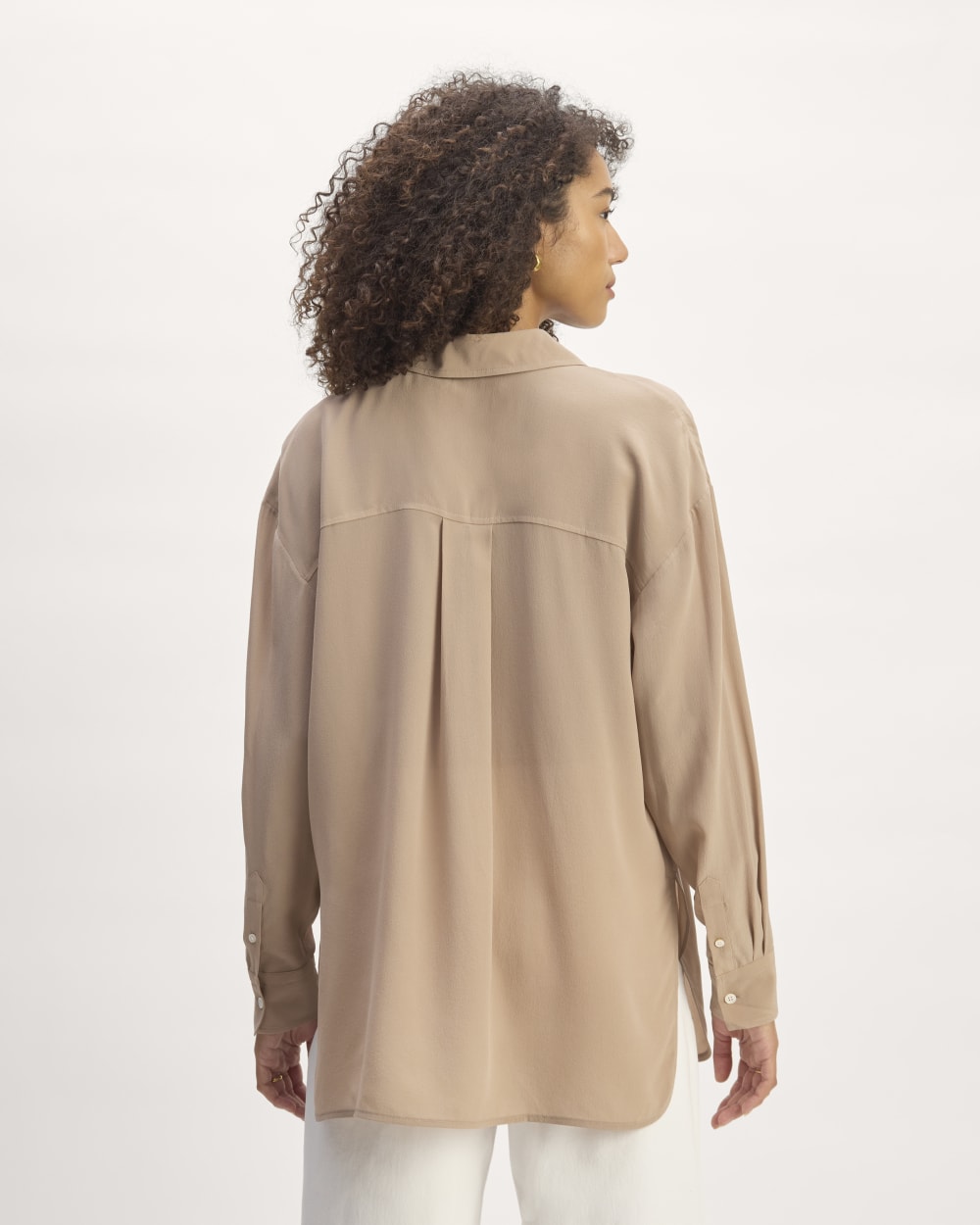 The Boyfriend Shirt in Washable Silk | Chanterelle