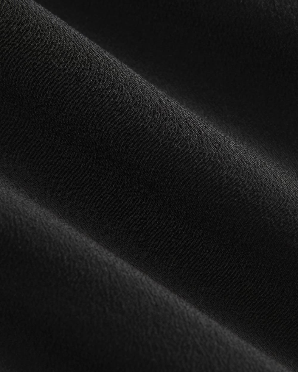 The V-Neck Blouse in Washable Silk | Black