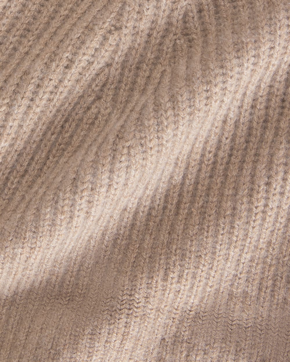 The Cashmere Fine Rib Beanie | Heathered Woodsmoke