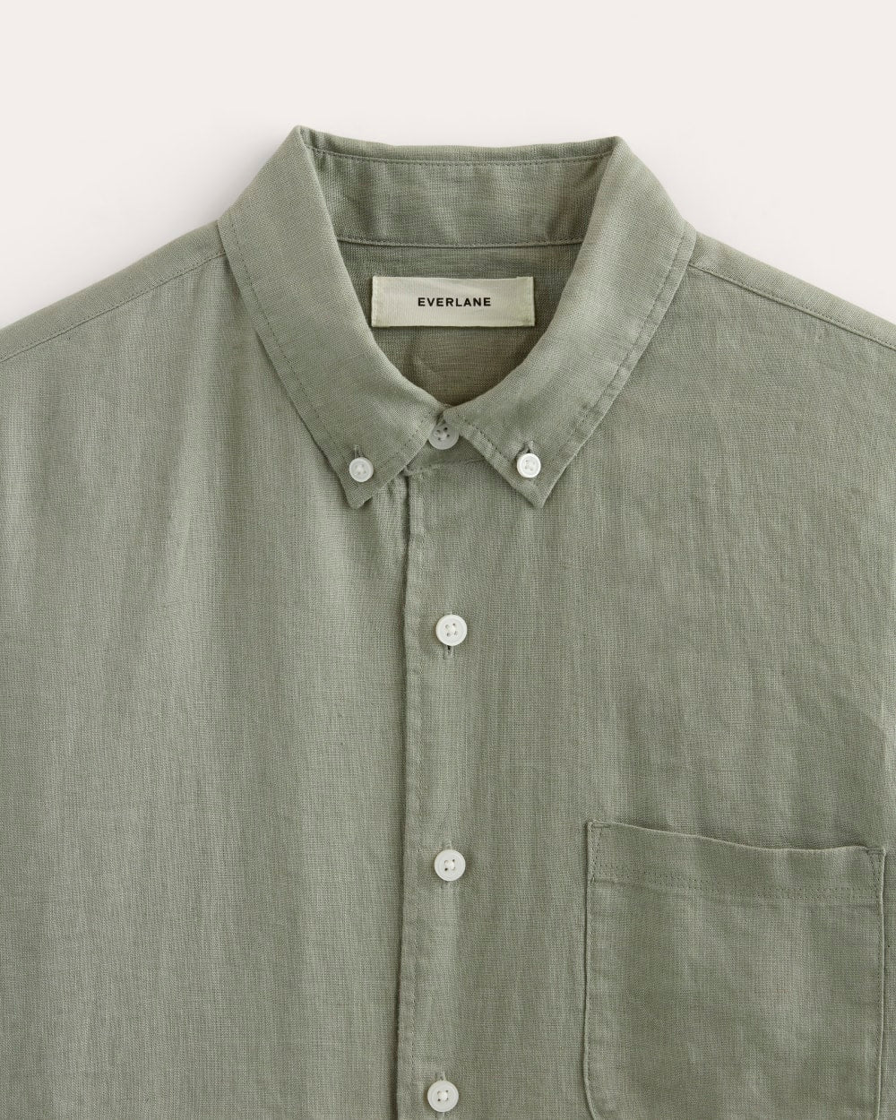 The Classic Short-Sleeve Shirt in Linen | Sage Green