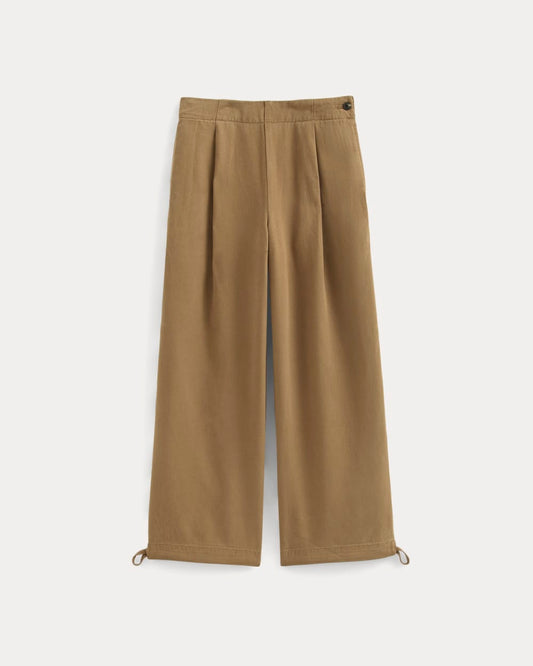 The Chino Jogger in Buttersoft | Aged Brass