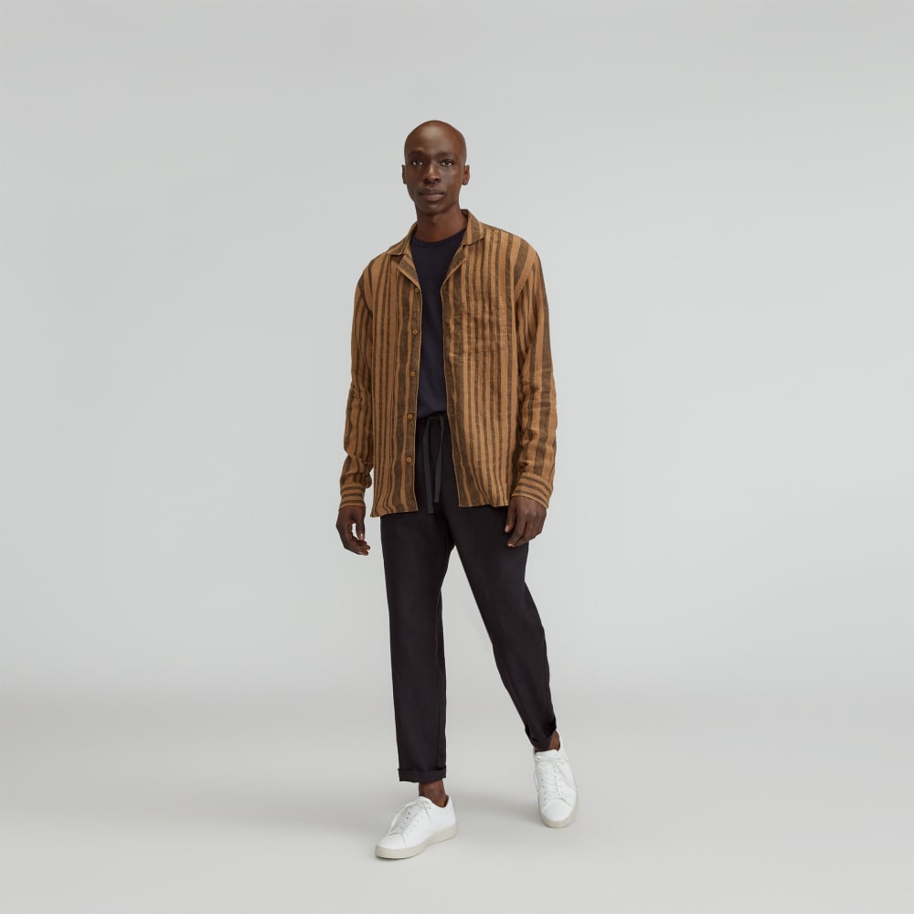 The Relaxed Linen Long-Sleeve Shirt | Toasted Coconut / Black