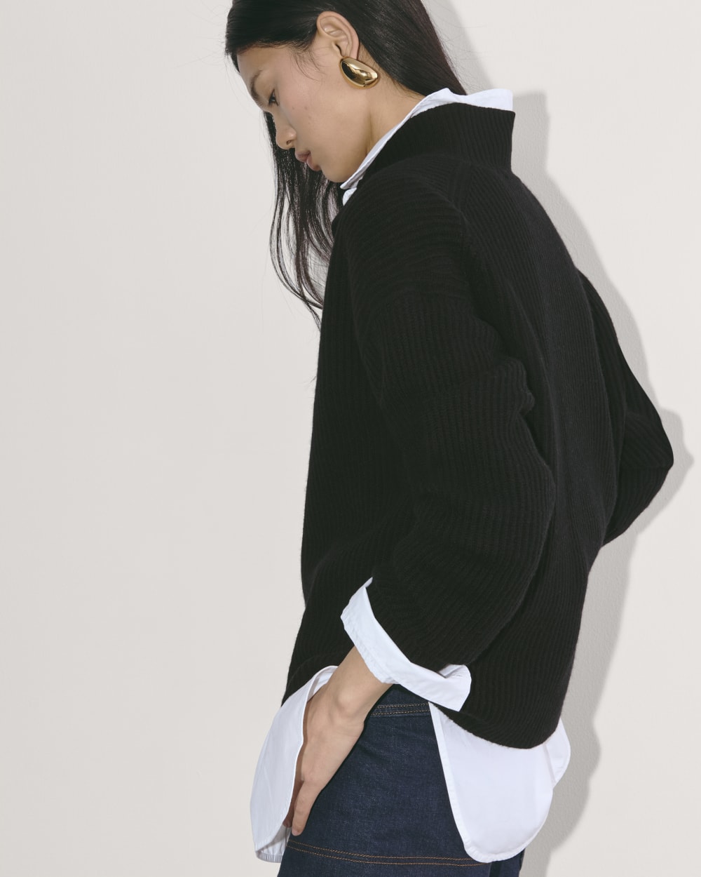 The Cocoon Henley in Wool Cashmere | Black