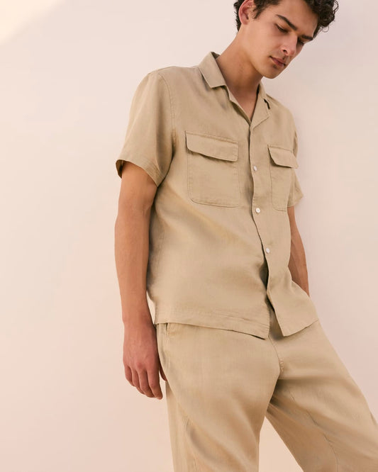 The Resort Shirt in Linen | Trench Coat Khaki
