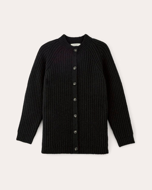 The Fisherman Cardigan in Cloud | Black