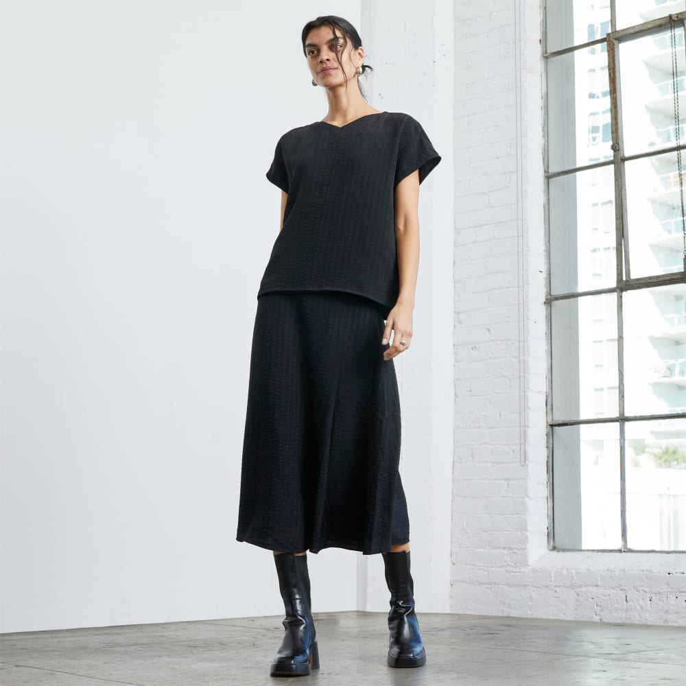 The City Stripe V-Neck Top | Black