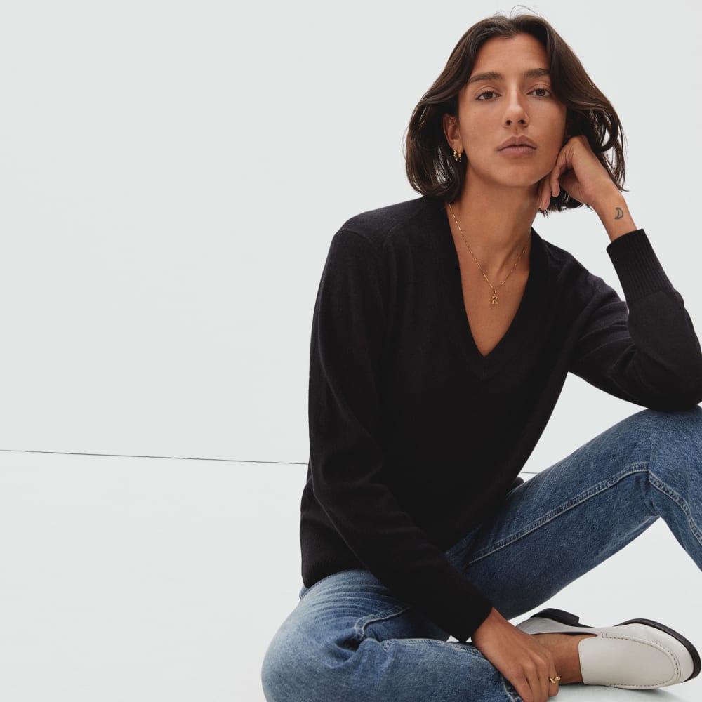 The Cashmere V-Neck | Black