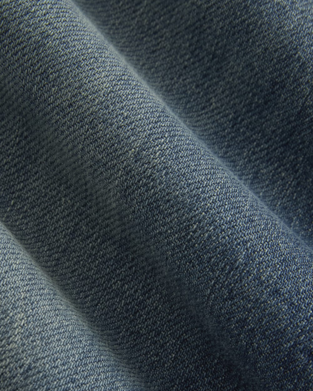 The Selvedge Straight Fit Jean | Drake Vintage Mid Wash