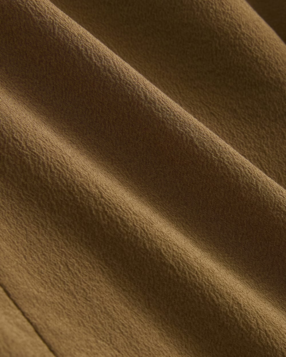 The V-Neck Blouse in Washable Silk | Toffee