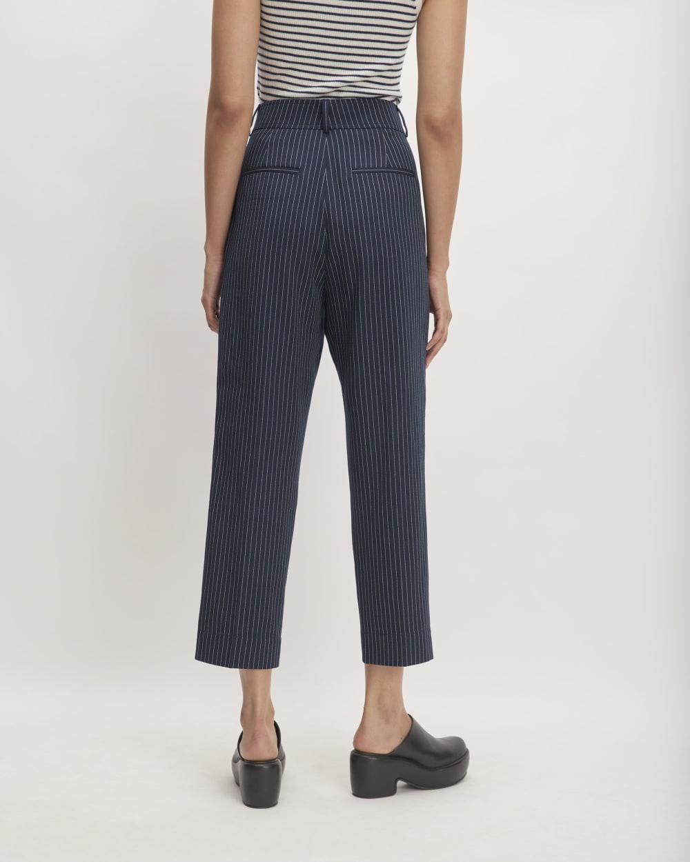 The Draper Tapered Pant in Buttersmooth | Navy / Bone