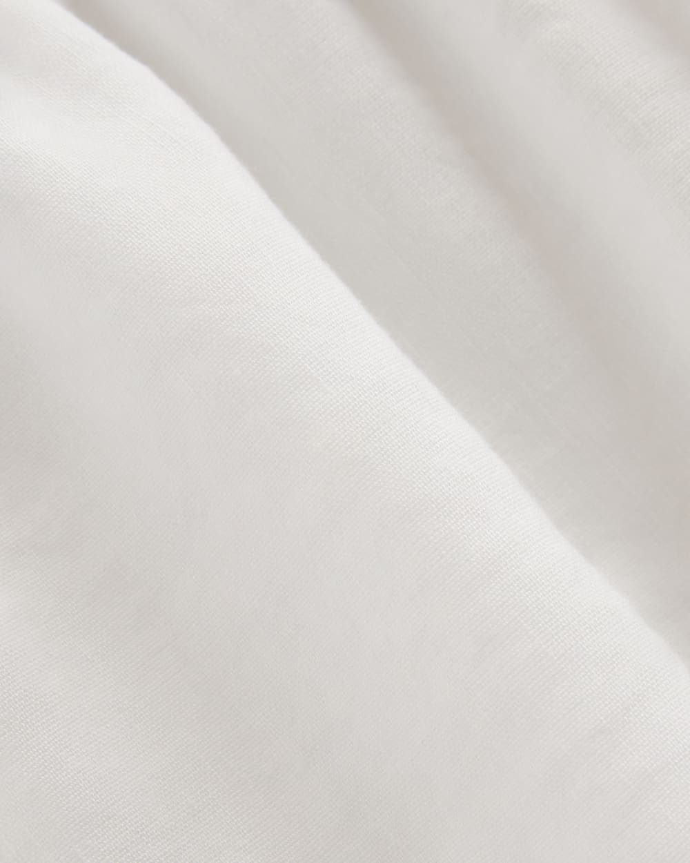 The Flutter-Sleeve Top in Stretch Linen | White