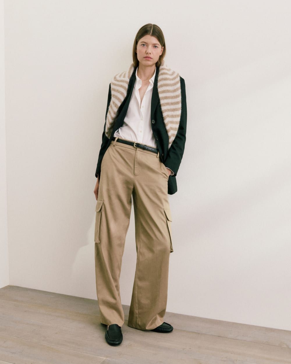 Wide-Leg Cargo Trouser in Buttersmooth | Ash Brown