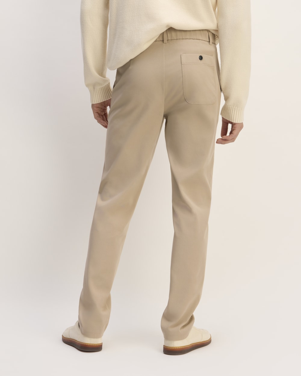 The Weekend Performance Chino | Trench Coat Khaki