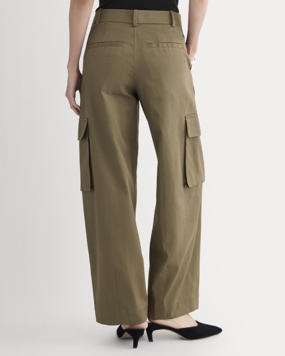 Wide-Leg Cargo Trouser in Buttersmooth | Deep Taupe