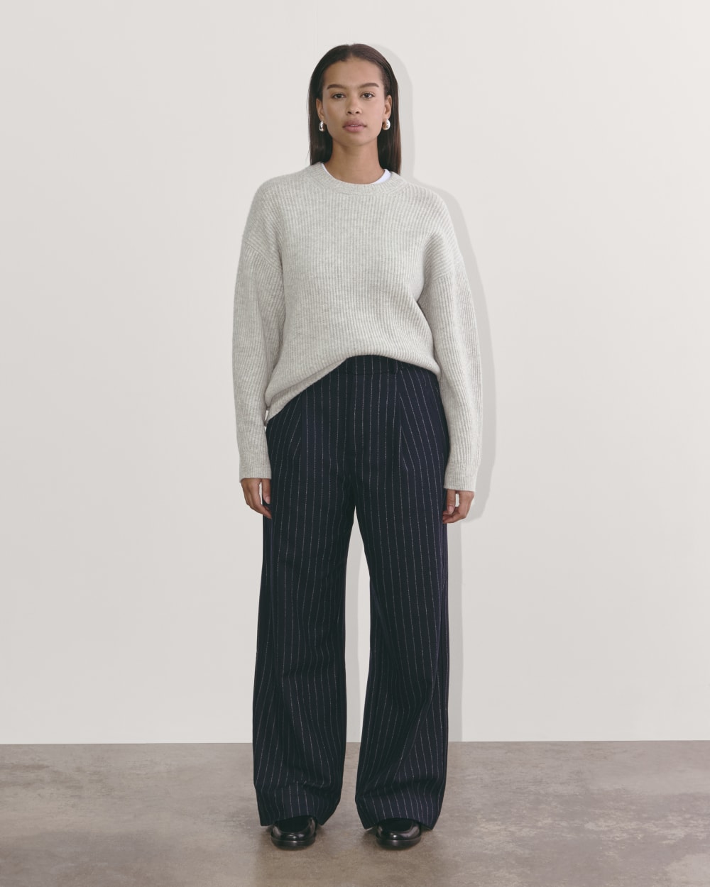 The Cocoon Crew in Wool Cashmere | Light Heather Grey