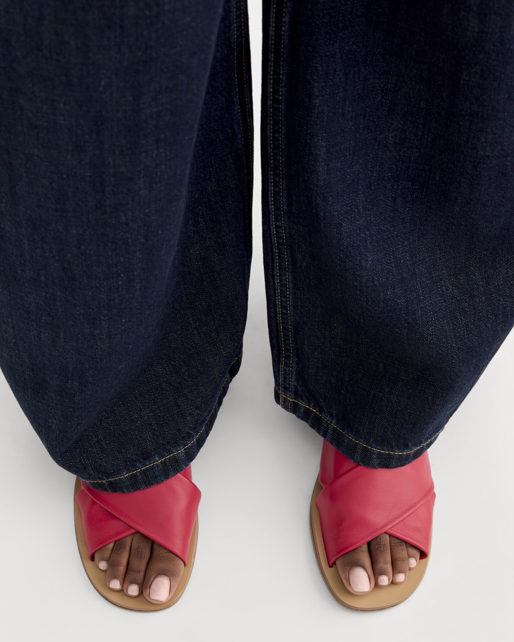 The Day Crossover Sandal | Classic Red