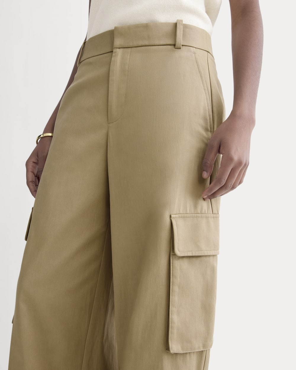Wide-Leg Cargo Trouser in Buttersmooth | Ash Brown