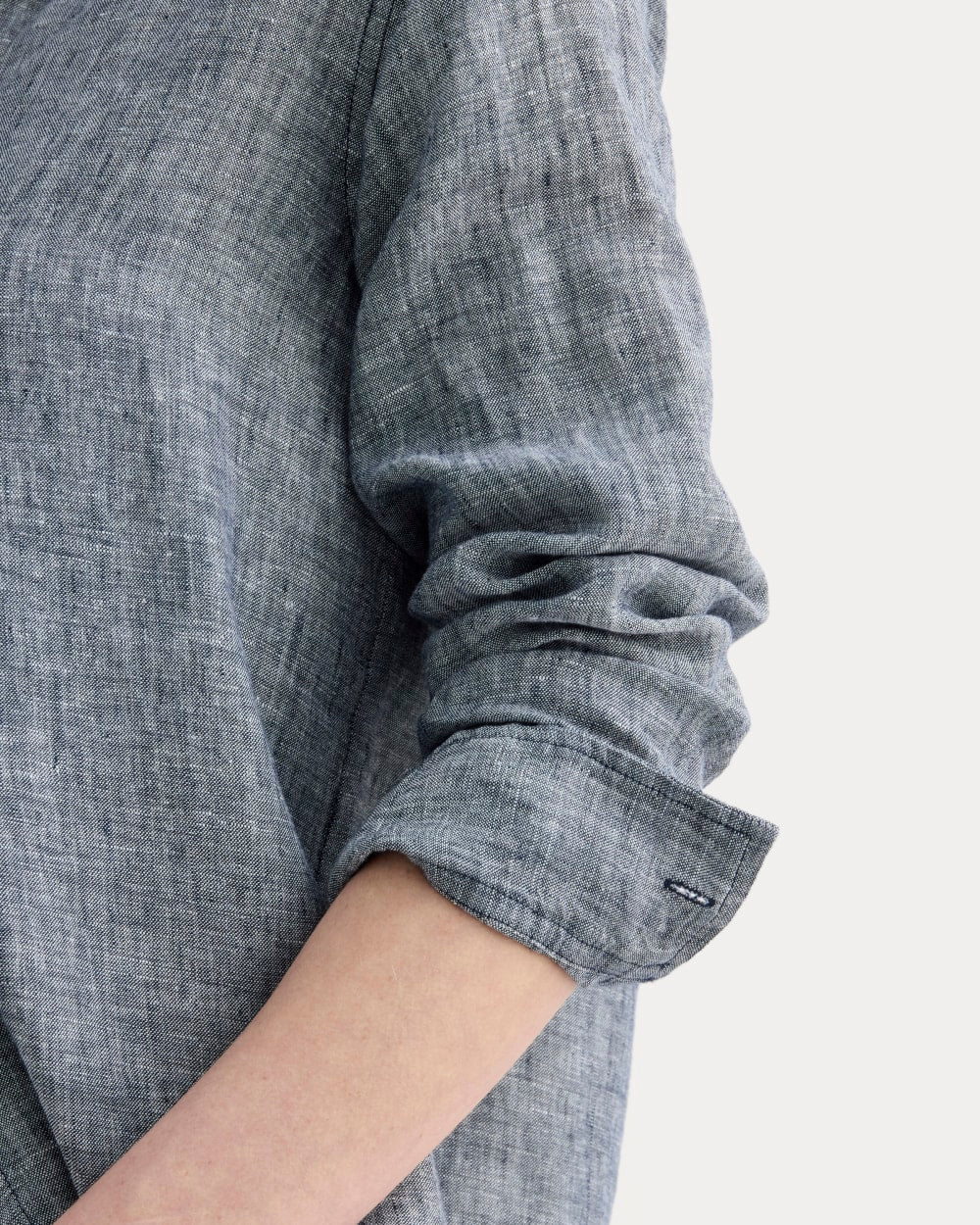 The Must-Have Shirt in Linen | Navy Chambray