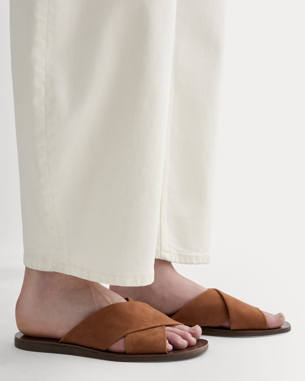 The Day Crossover Sandal | Saddle Brown Suede