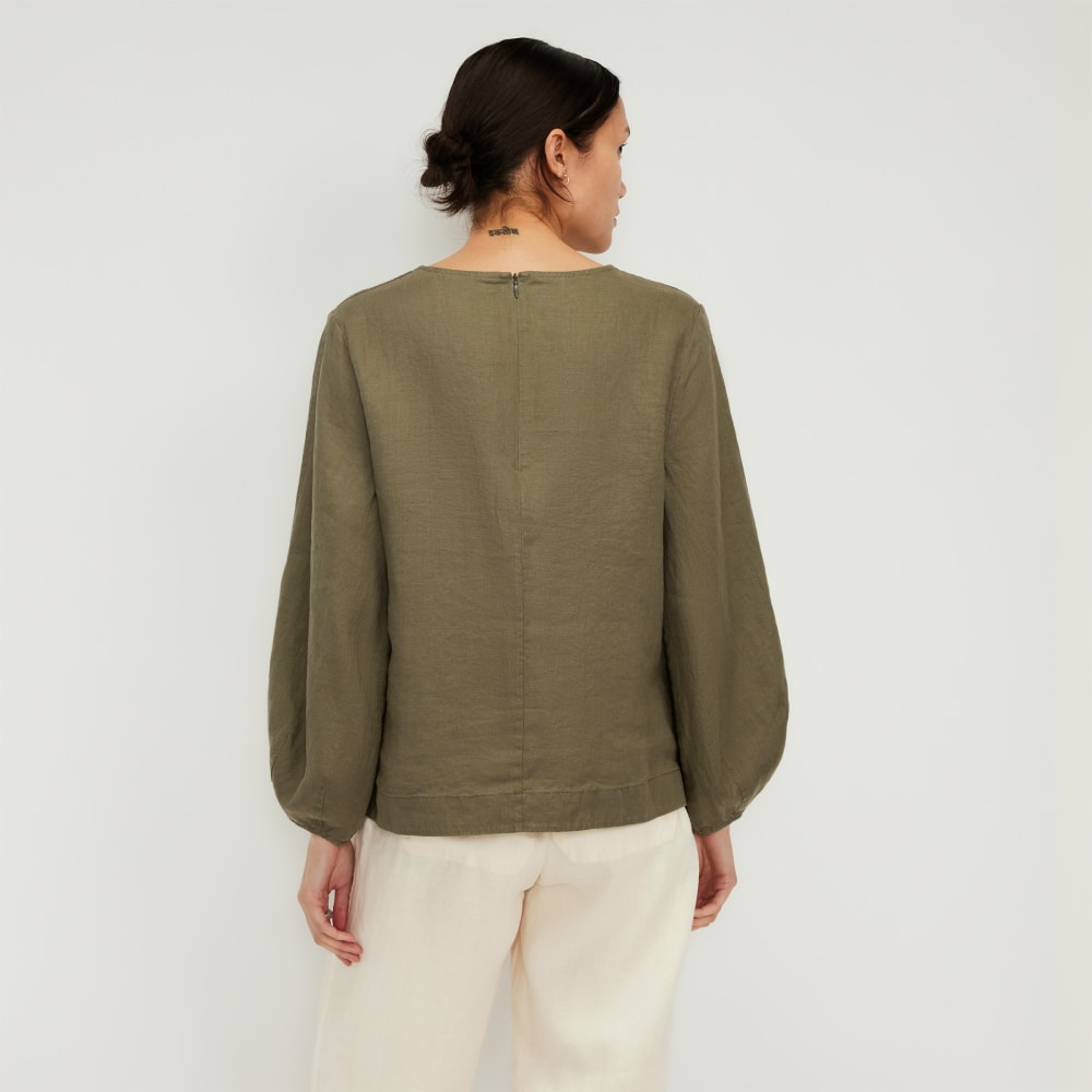 The Linen Long-Sleeve Top | Kalamata