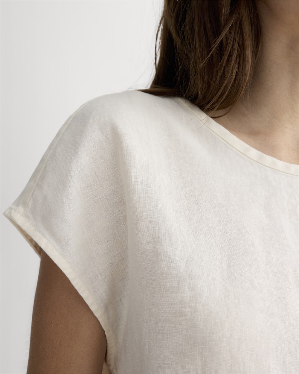 The Muscle Top in Linen | Bone