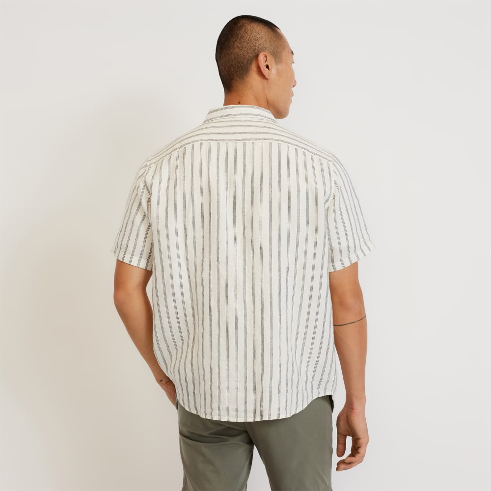 The Classic Short-Sleeve Shirt in Linen | Black / Canvas Tan