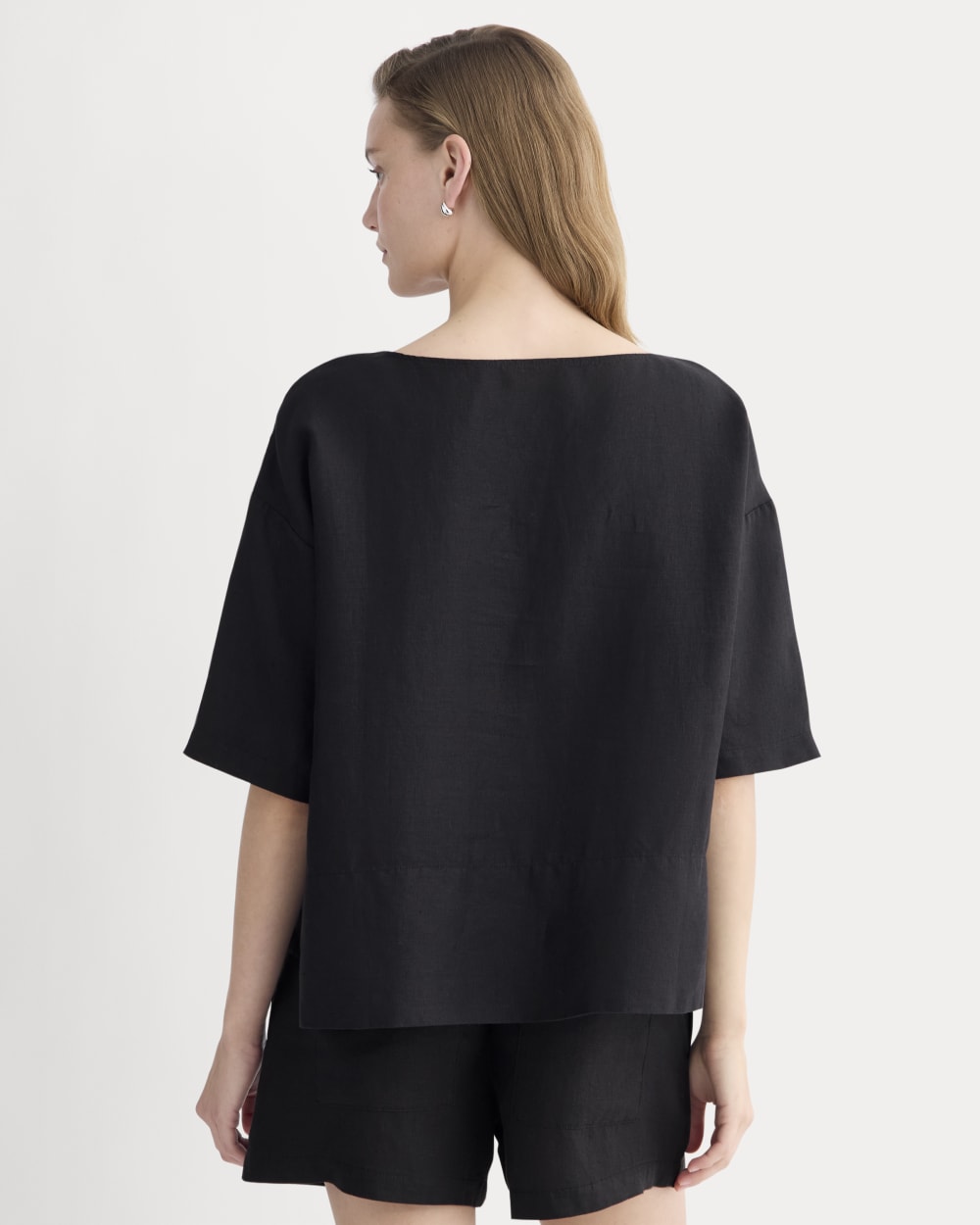 The Boatneck Top in Linen | Black