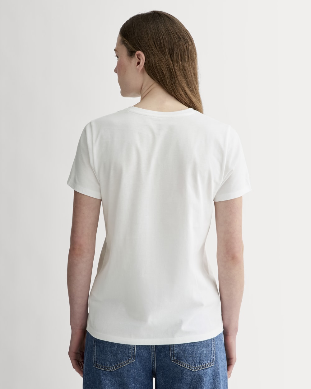 The Slim V-Neck Tee in Essential Cotton | White