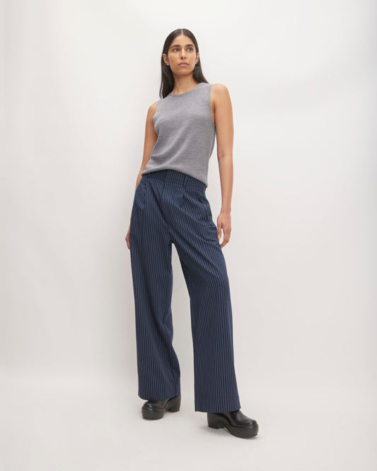 The Draper Pleated Pant in Buttersmooth | Navy / Bone | 32 Inseam
