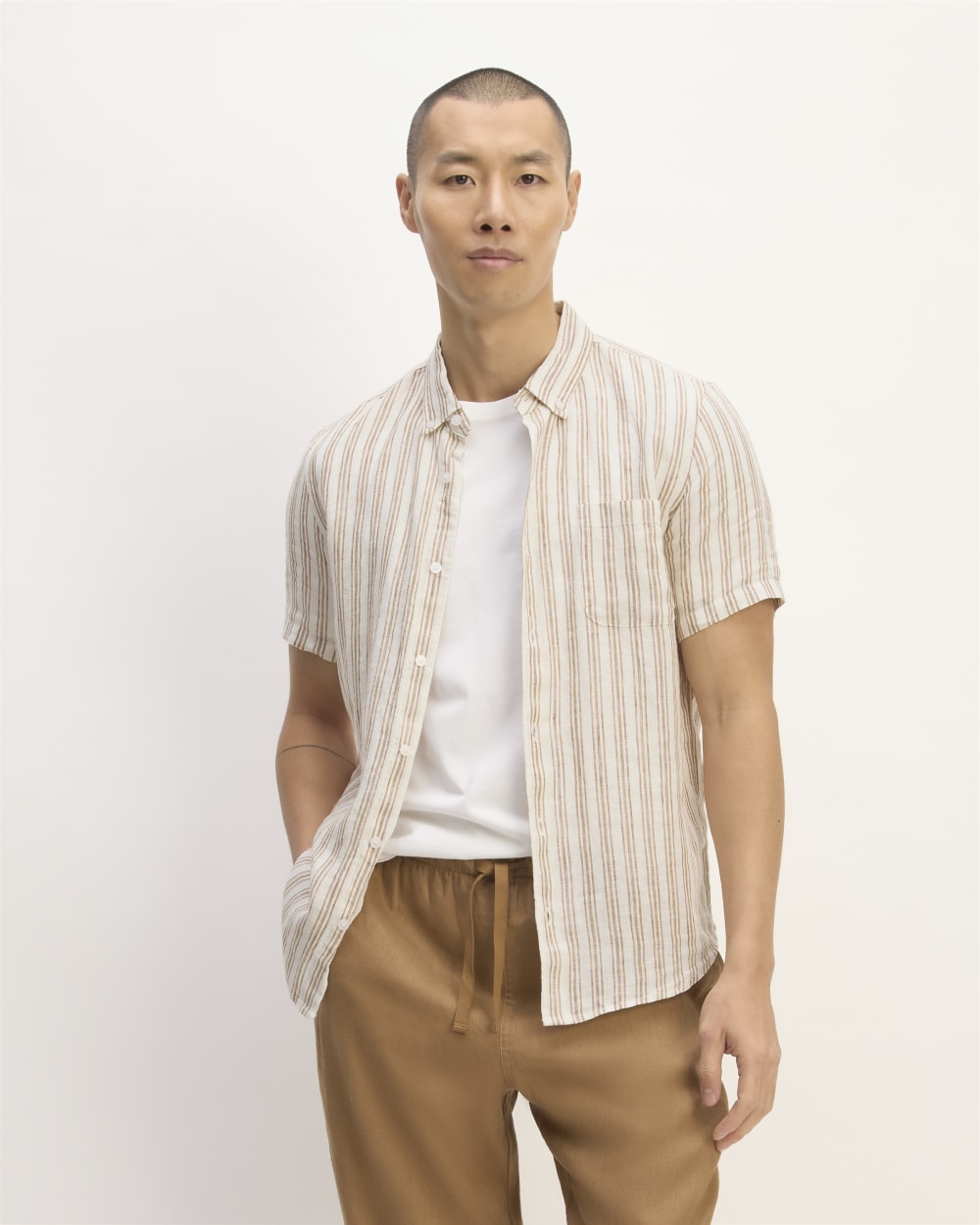 The Classic Short-Sleeve Shirt in Linen | Bone / Toasted Coconut